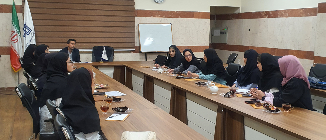 نشست صمیمانه مدیریت تربیت بدنی و رابطین ورزش خوابگاه‌های دختران دانشگاه علامه طباطبائی