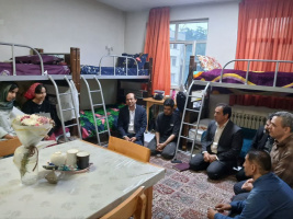 بازدید مسئولان دانشگاه علامه طباطبائی از خوابگاه دخترانه حضرت ولیعصر (ع) به مناسبت هفته خوابگاه‌ها