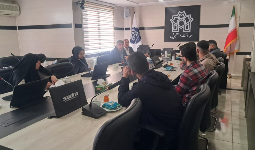 نشست شورای صنفی خوابگاه شهید وارمینی با مسئولان مدیریت دانشجویی دانشگاه علامه طباطبائی