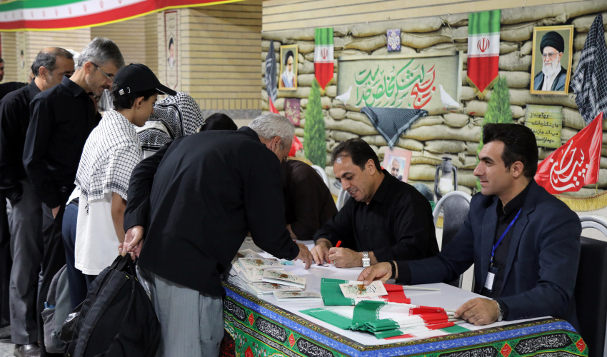 استقبال دانشگاه علامه طباطبائی از زائران مراسم وداع و تشییع رهبر شهید انقلاب+ تصاویر