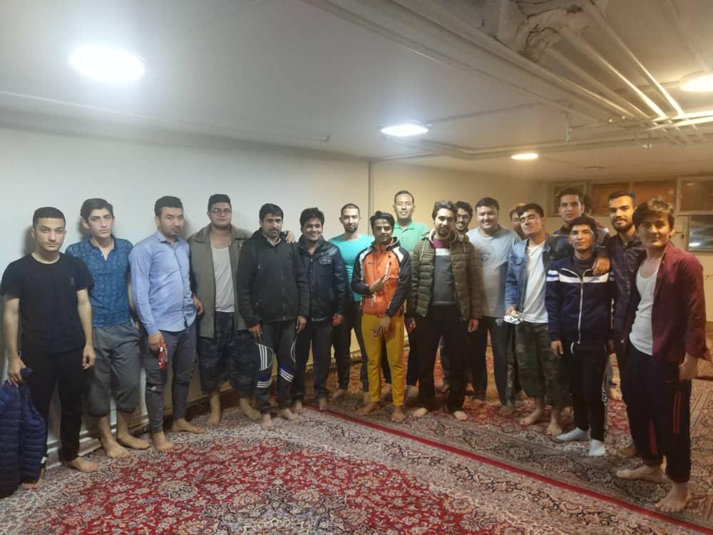 آشنایی دانشجویان ایرانی و دانشجویان بین الملل با یکدیگر