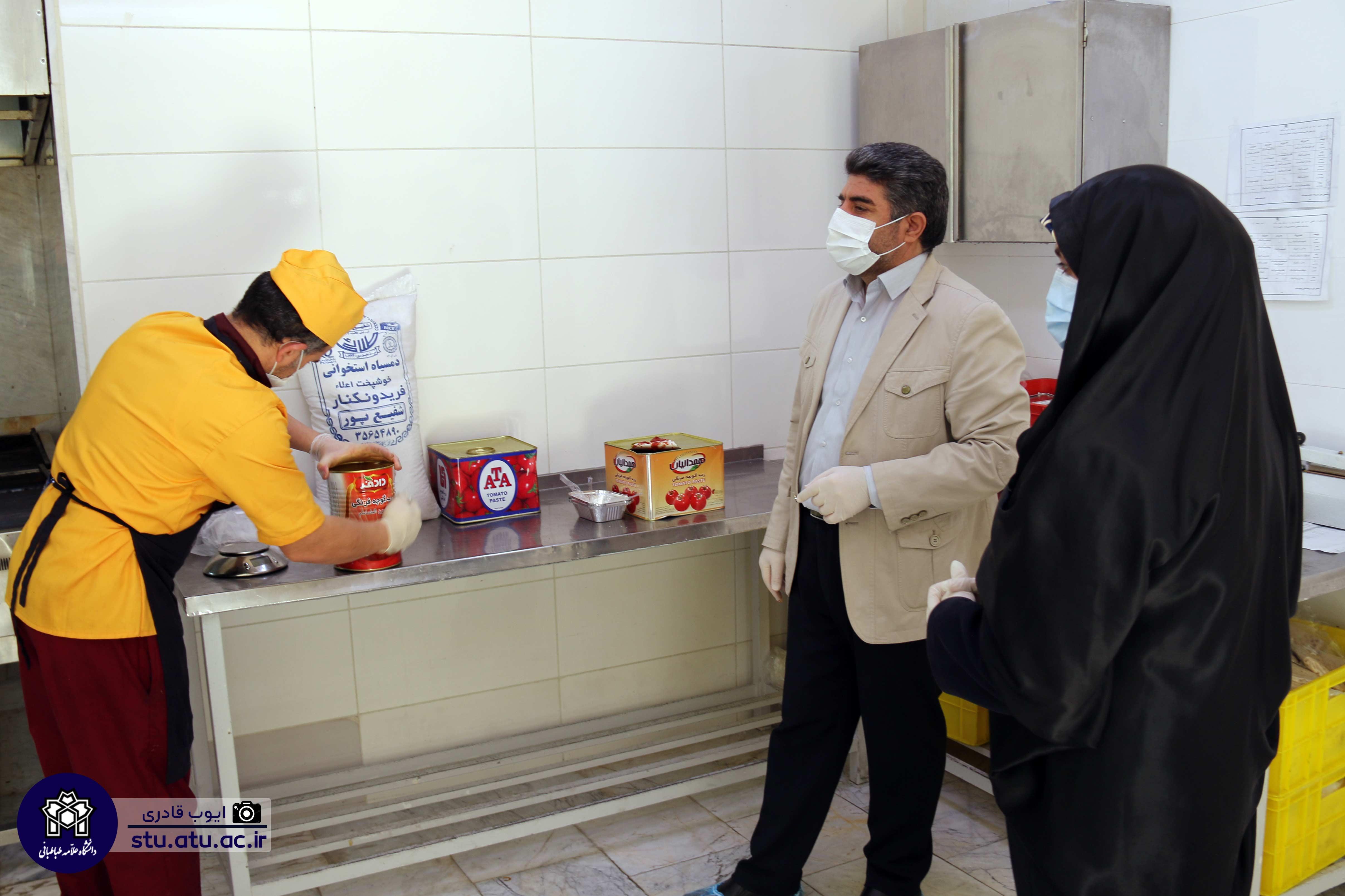 بازدید رئیس اداره تغذیه از آشپزخانه «خوابگاه شهید همت» دانشگاه علامه
